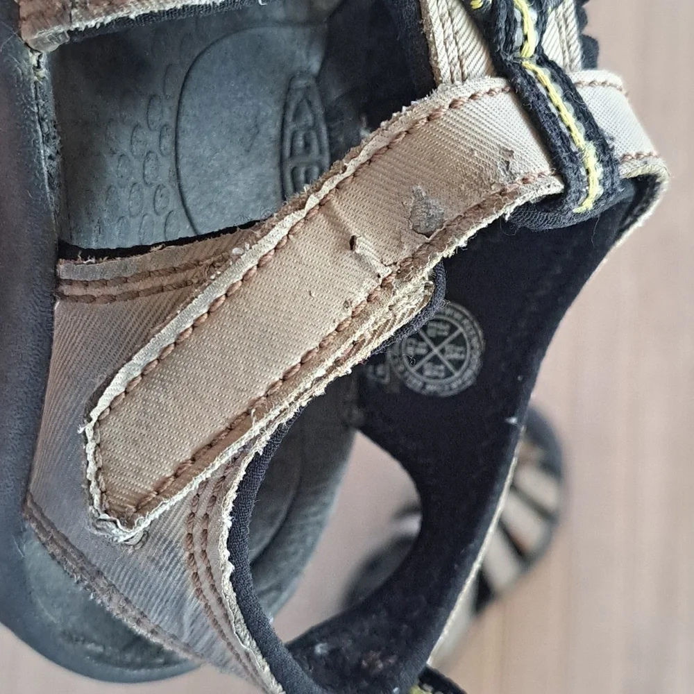 KEEN Newport H2 Youth Sport Sandals Waterproof Trail Outdoor Hiking